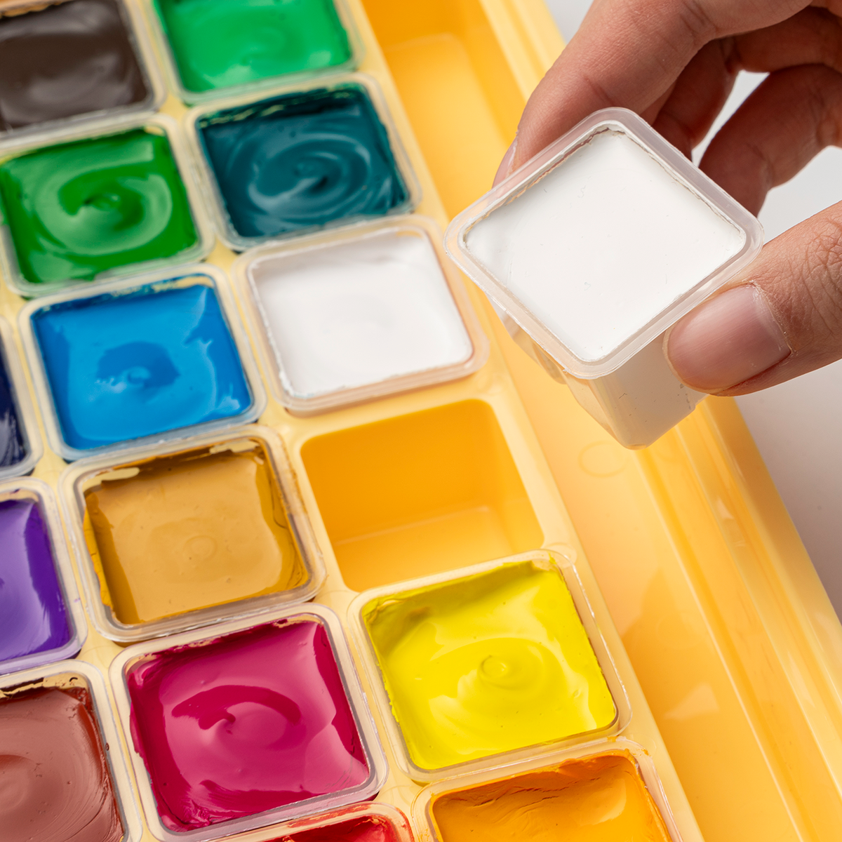 HIMI Jelly Cup Gouache Paint Set 18 x 30g - Yellow Case