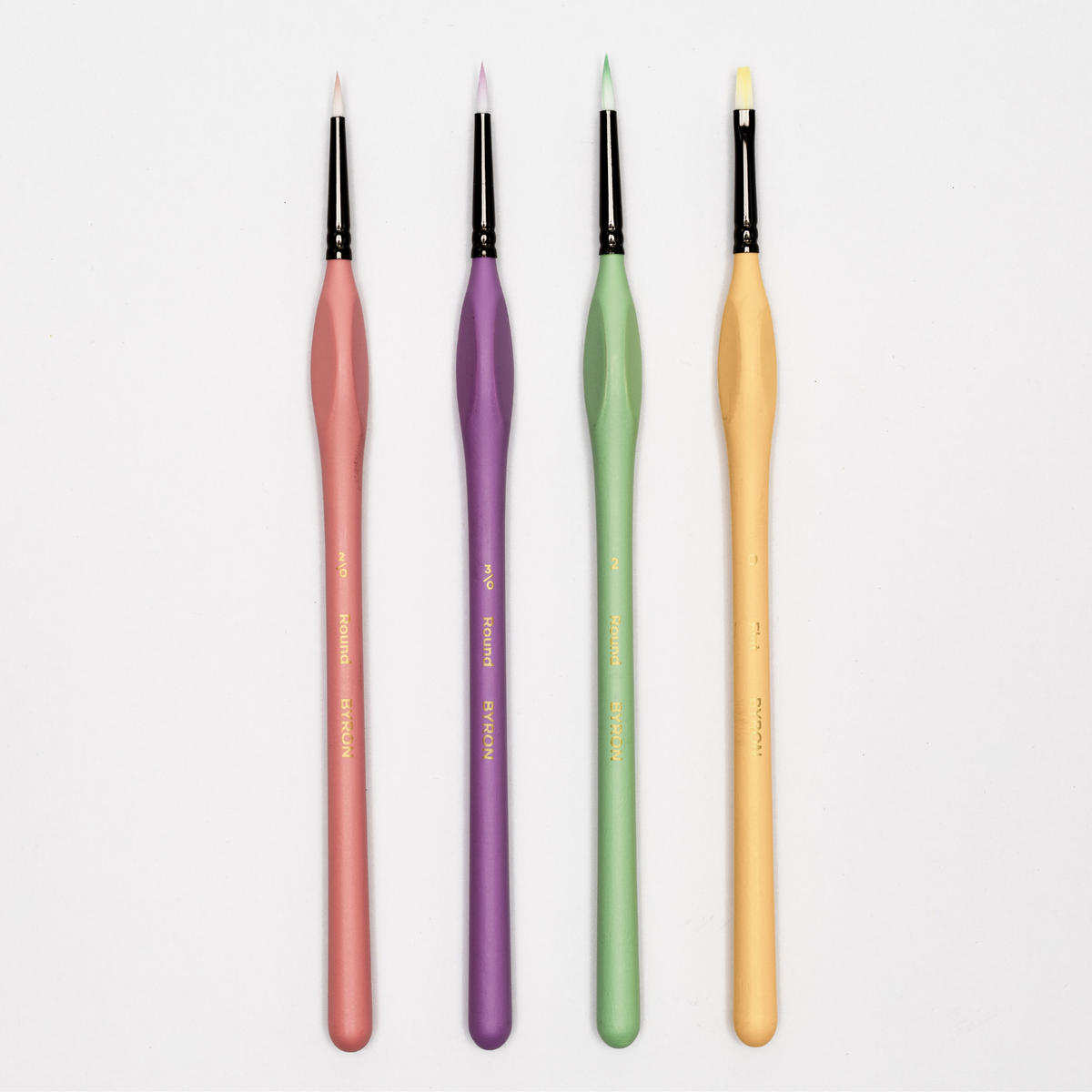 Byron Pastel Detail Brush Set 4pc - Signature: Round 2/0, 3/0, 2 and Flat 0