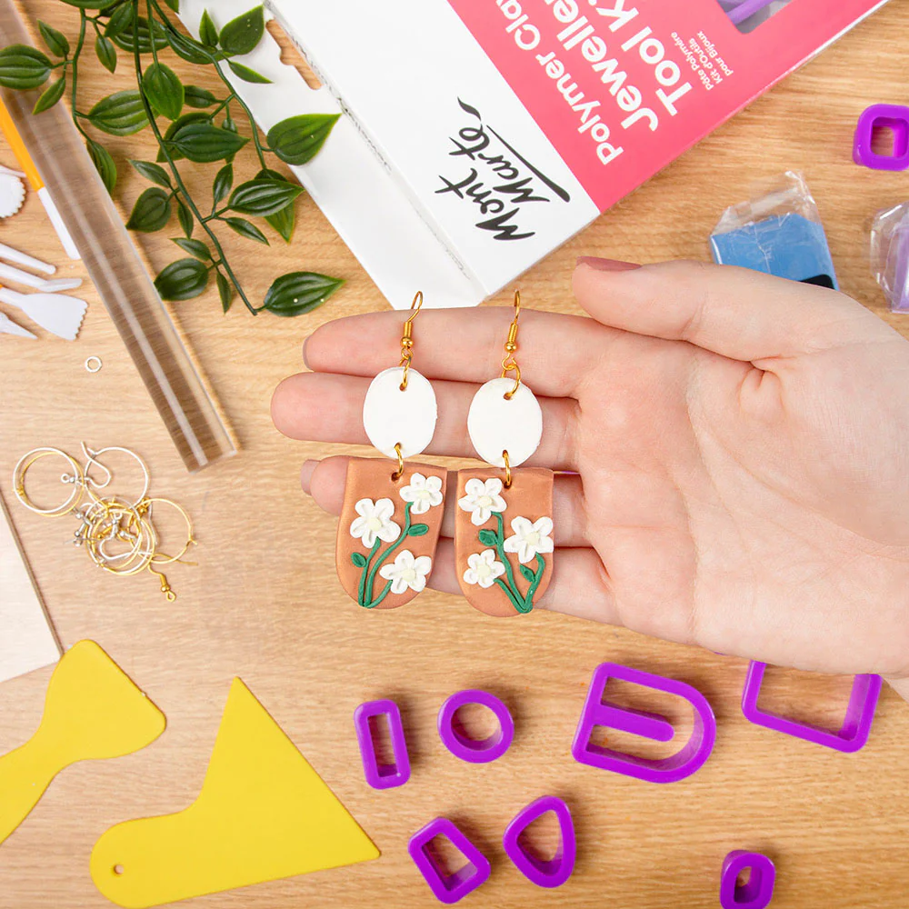 Mont Marte Polymer Clay Jewellery Tool Kit 110pc