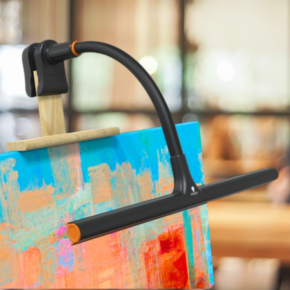 DAYLIGHT Easel Go Lamp