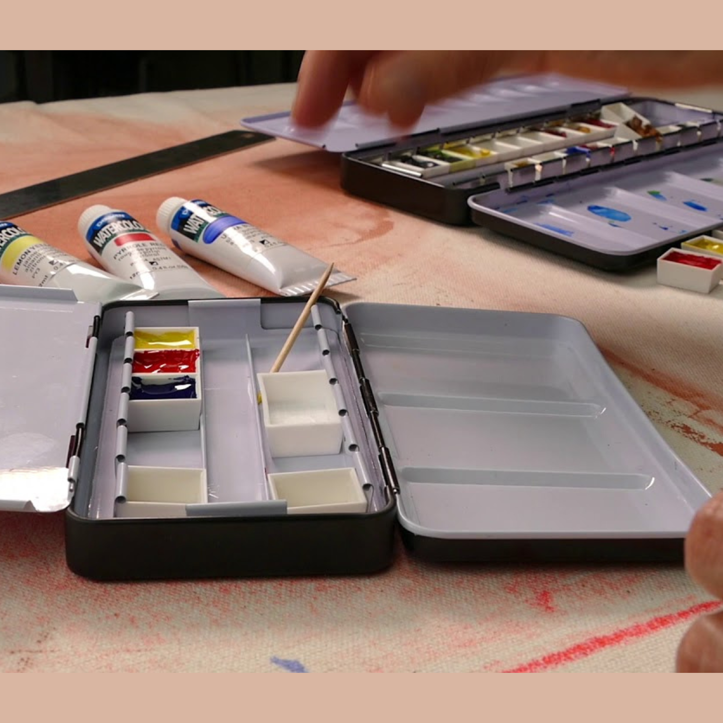 DERIVAN REFILLABLES Watercolour Metal Box image 5