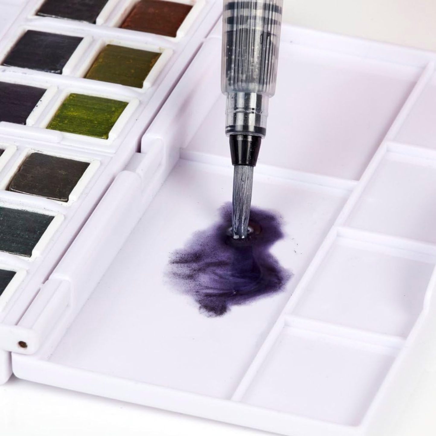 Derwent Tinted Charcoal 12 Paint Pan Set image 4
