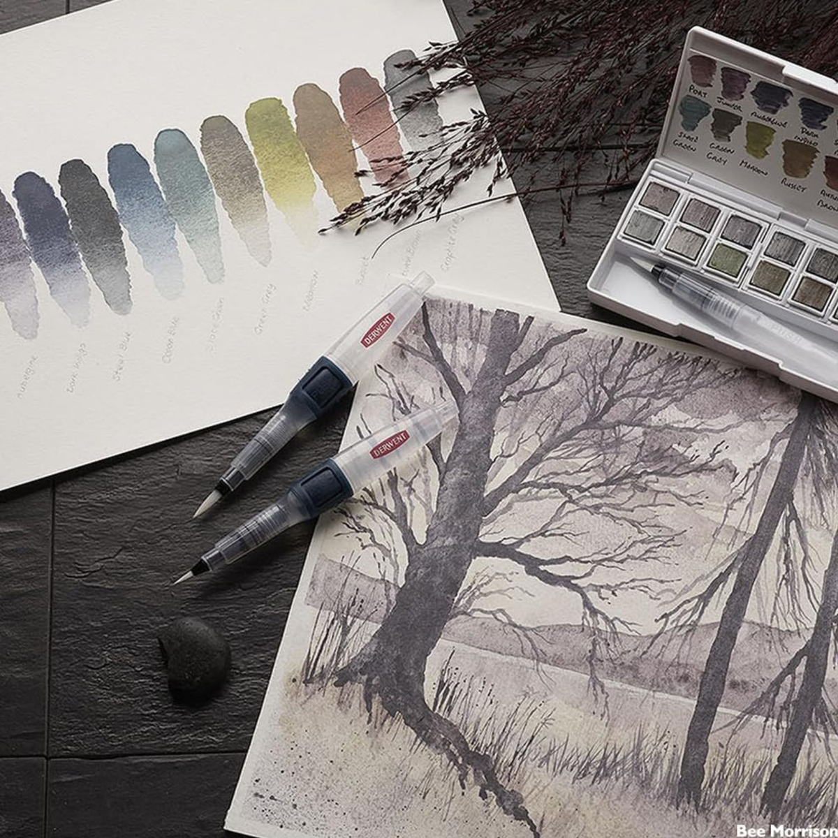 Derwent Tinted Charcoal 12 Paint Pan Set image 8