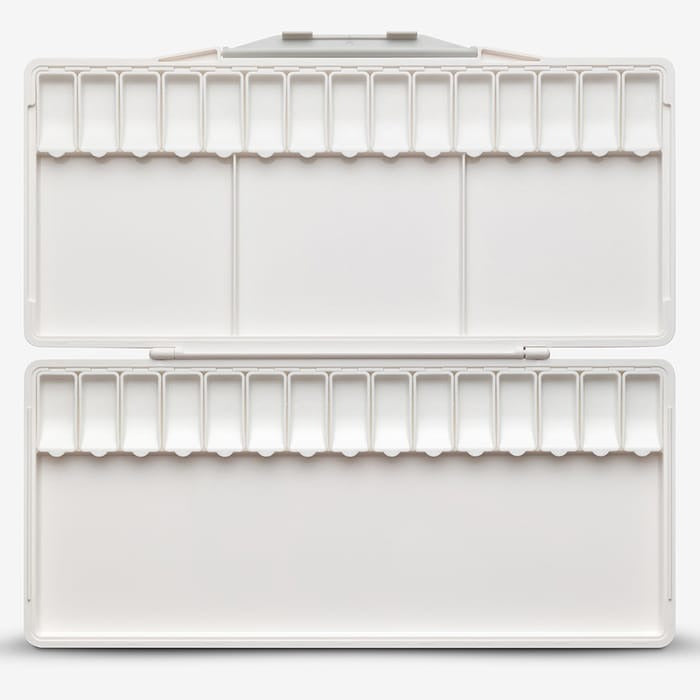 Holbein Metal Watercolour Palette 39 wells